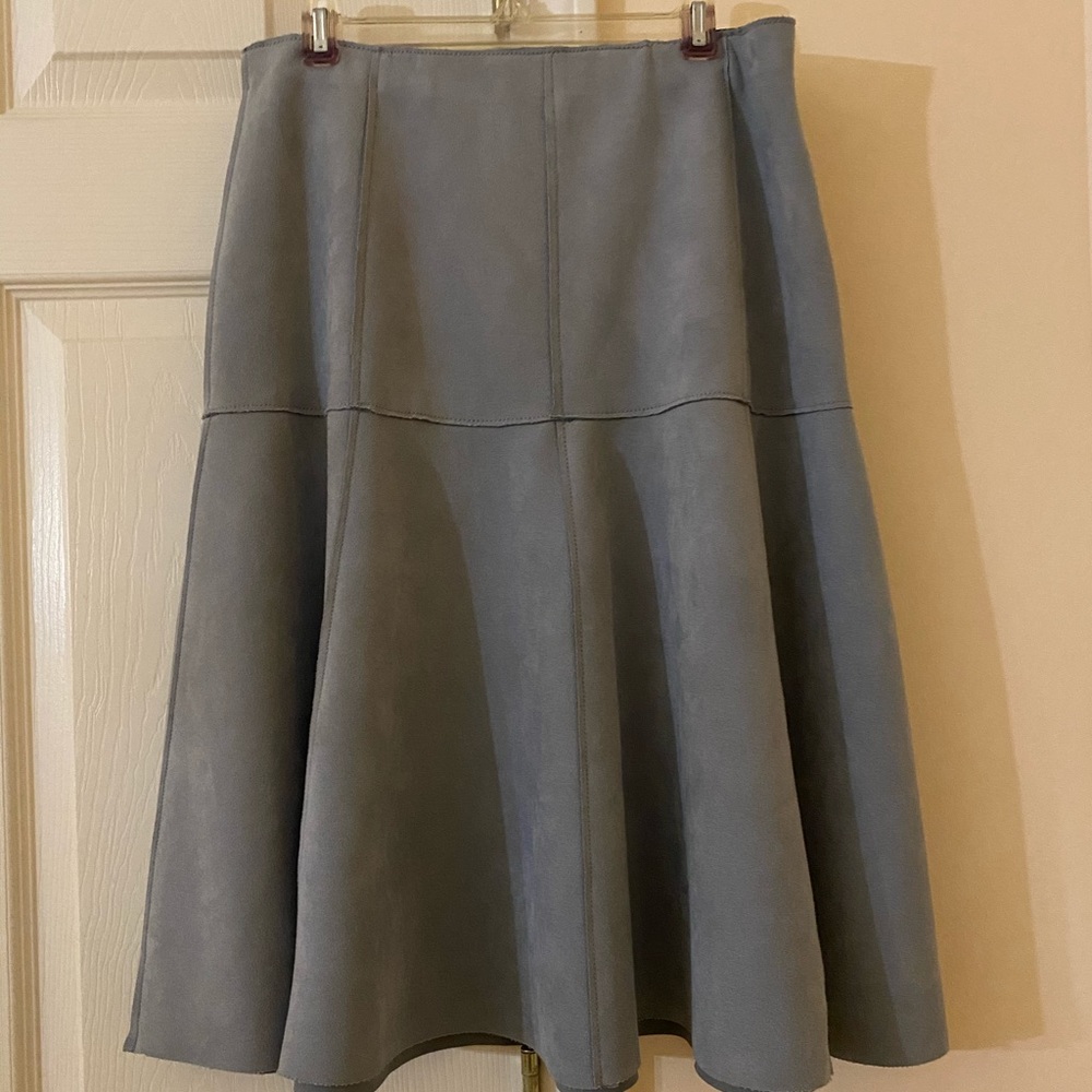 ❌SOLD OUT❌ Zara suede flared skirt